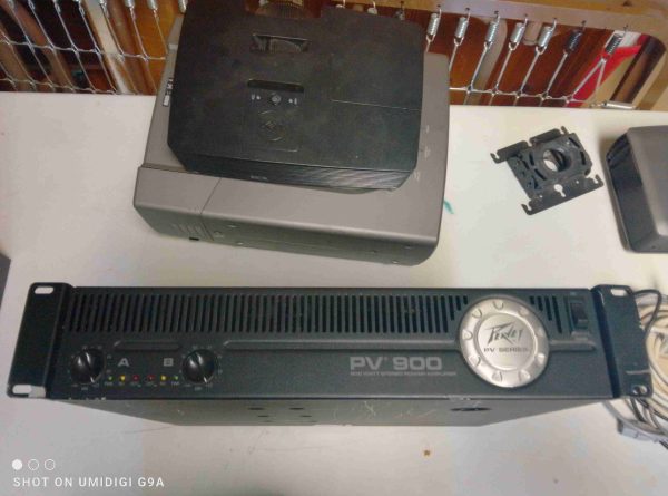 peaveyPVSeriesPV900900WattSteroPowerAmplifier