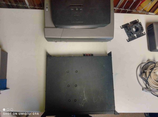 peaveyPVSeriesPV900900WattSteroPowerAmplifier